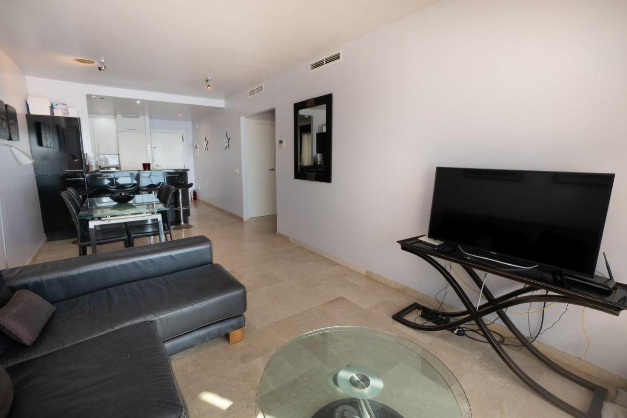 Playa Del Salon 2C Menyber Daire Nerja Dış mekan fotoğraf